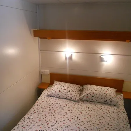 Kompleks wypoczynkowy Mobile Homes 4*