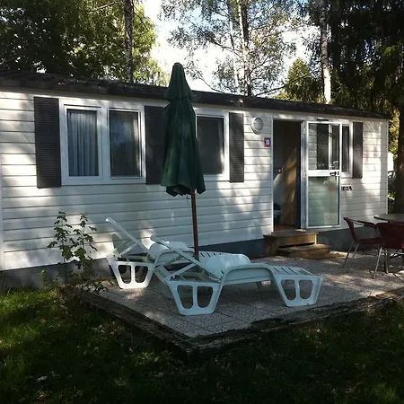 Kompleks wypoczynkowy Mobile Homes 4*